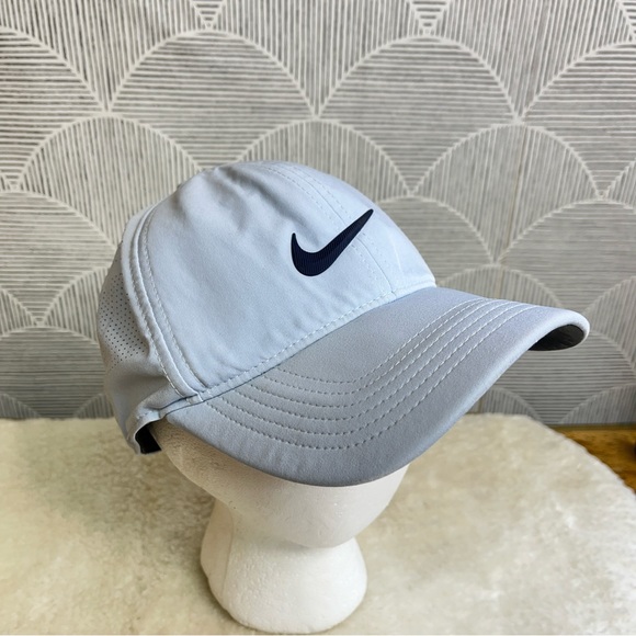 Nike Dri-FIT ADV Classic99 Perforated Hat - Picture 1 of 6